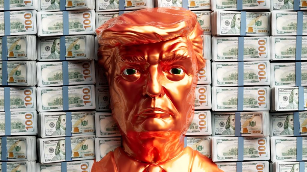 A golden trump head stands before stacks of money.